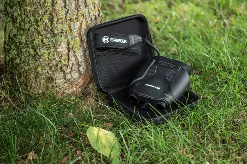 picture Bresser 3x Nightlux 200 Pro Digital Night Vision Binoculars,  11